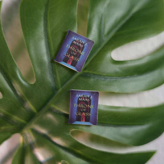 Titled Stud Earrings - Sarah J. Maas - Throne of Glass