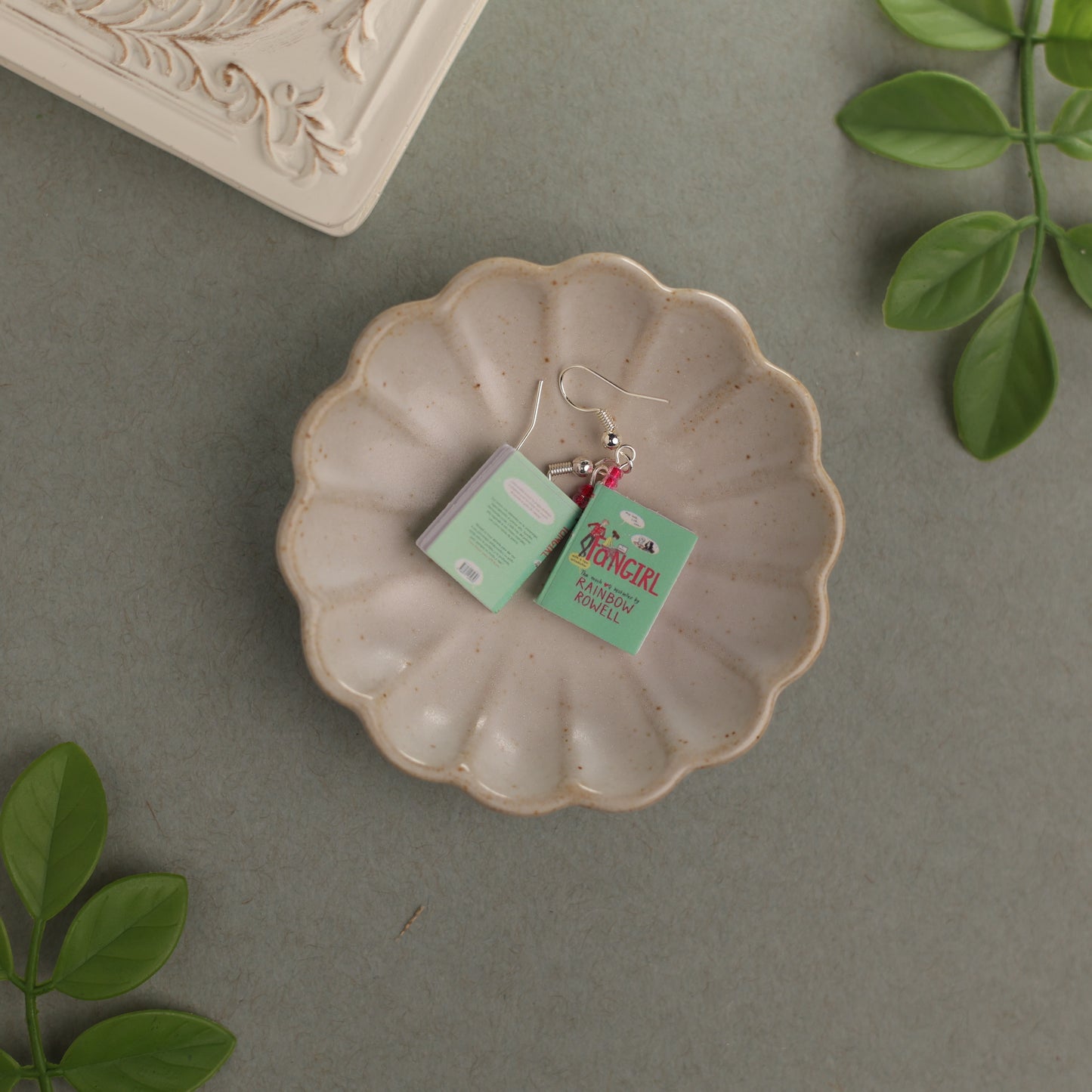 Titled Dangle Earrings - Rainbow Rowell - Fangirl