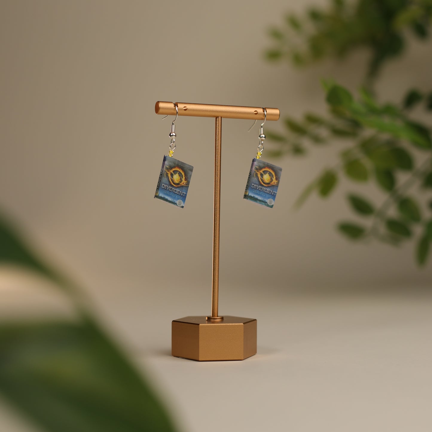Titled Dangle Earrings - Veronica Roth - Divergent