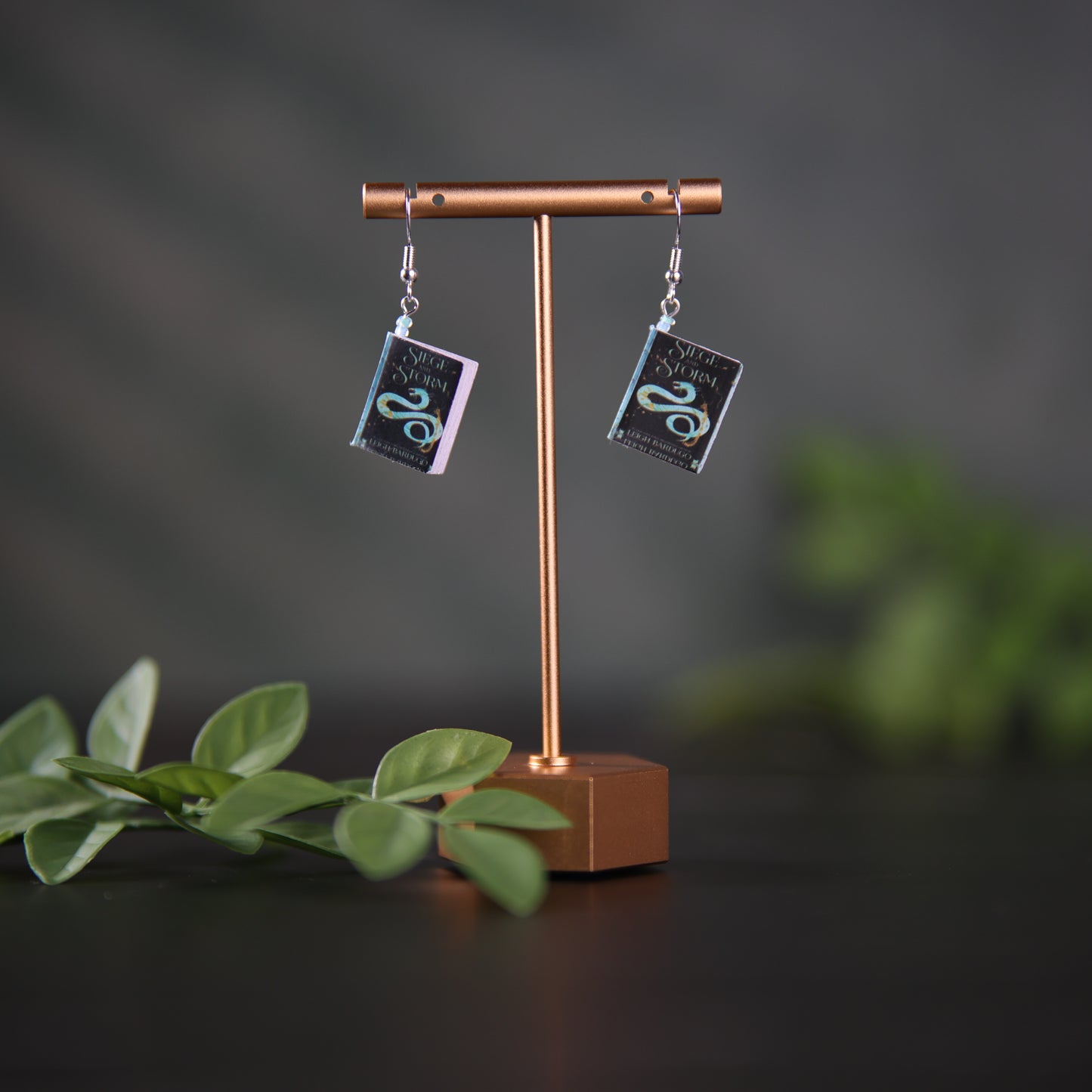 Titled Dangle Earrings - Leigh Bardugo - Siege and Storm