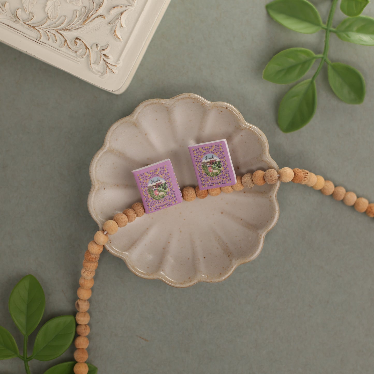 Titled Stud Earrings - Johanna Spyri - Heidi