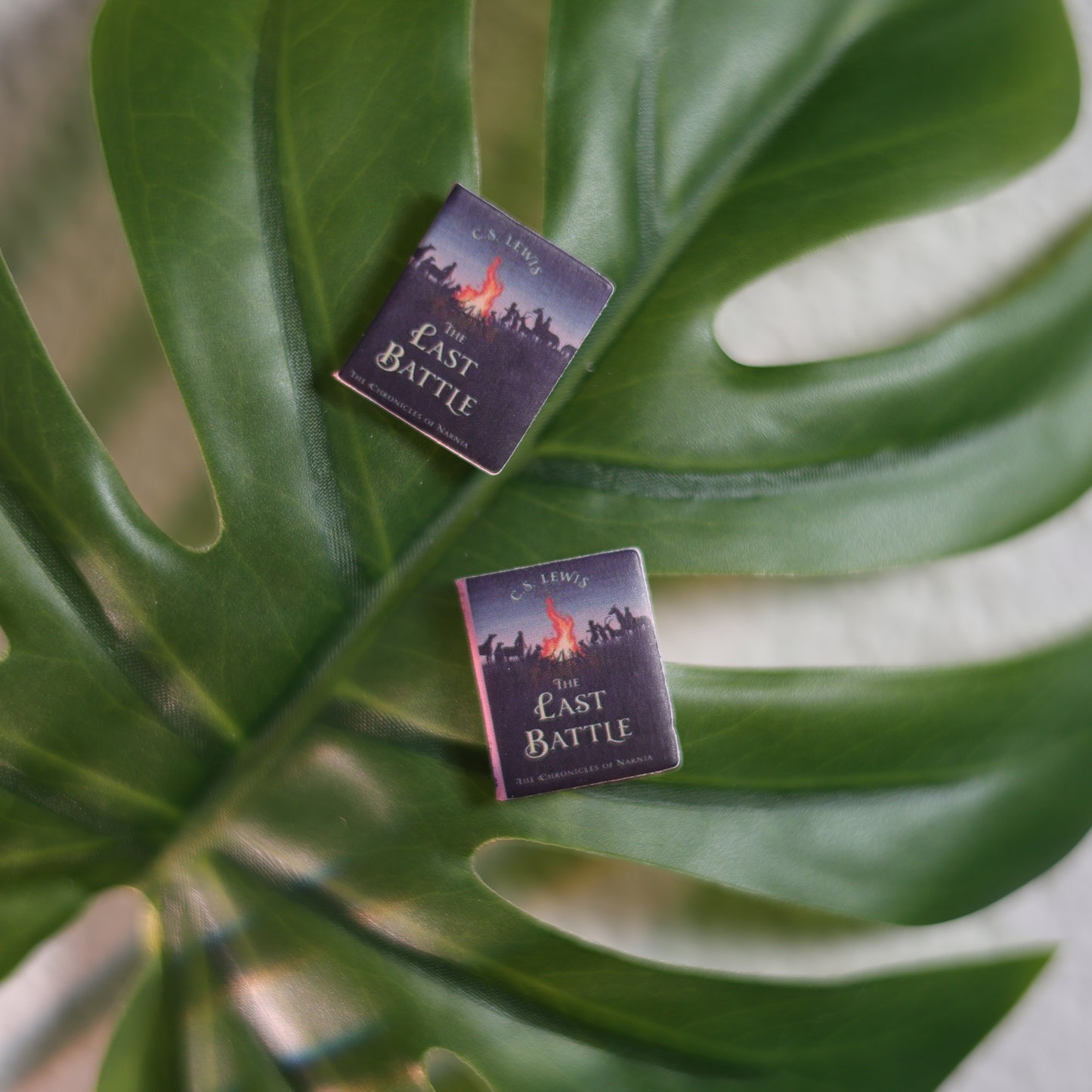 Titled Stud Earrings - C.S. Lewis - The Last Battle