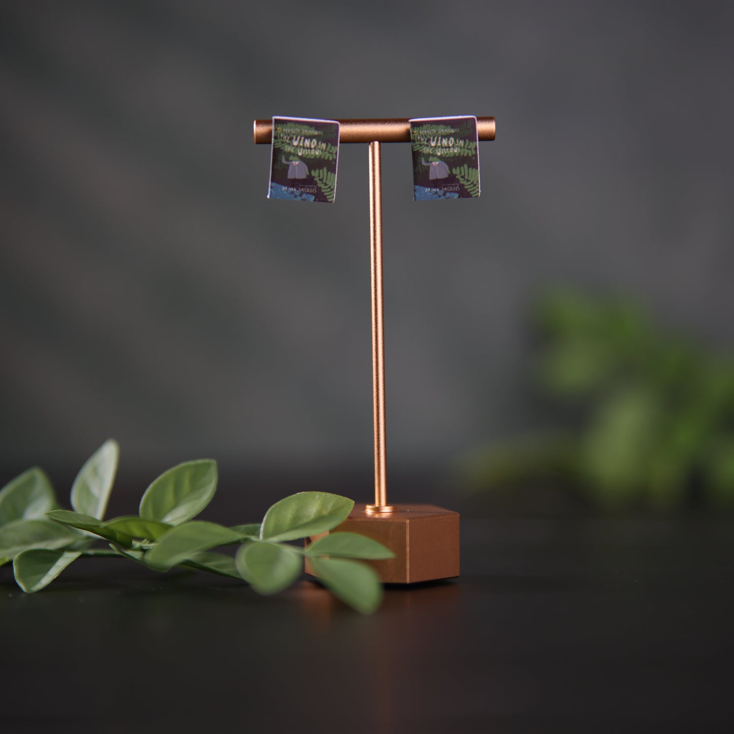 Titled Stud Earrings - Kenneth Grahame - The Wind in the Willows