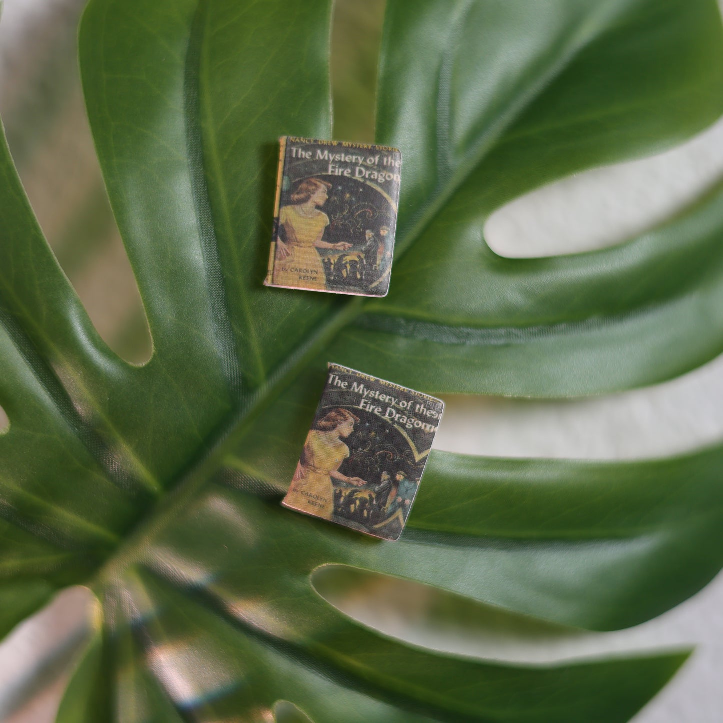 Titled Stud Earrings - Nancy Drew - The Mystery of the Fire Dragon